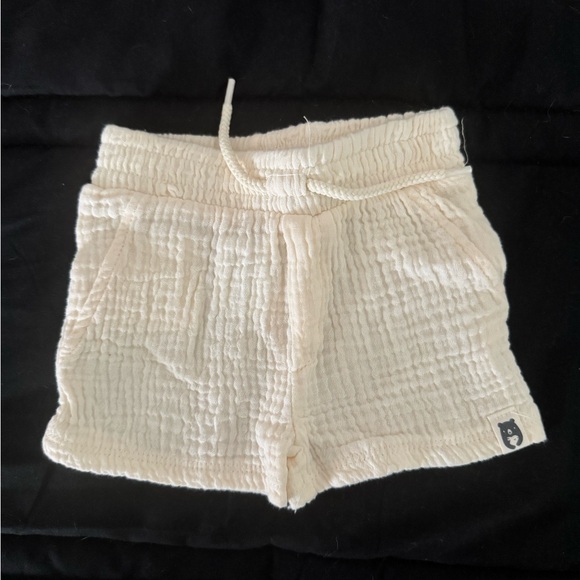 Kids Ivory Matching Set with Tropical Embroidery - Picture 4 of 7